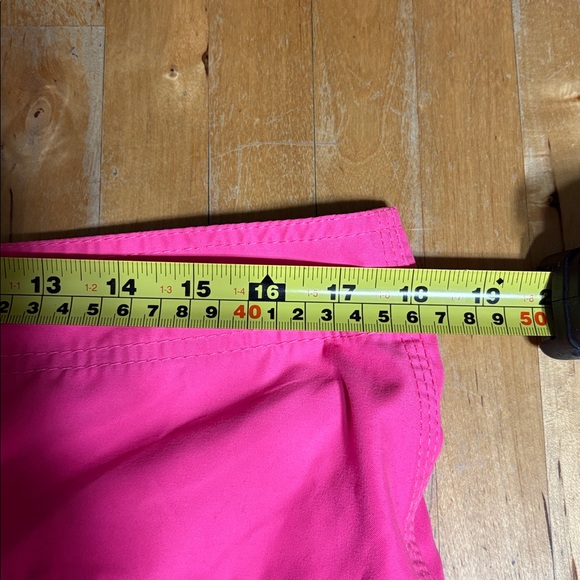 Hurley Men's Bright Pink Board Shorts - Picture 8 of 10